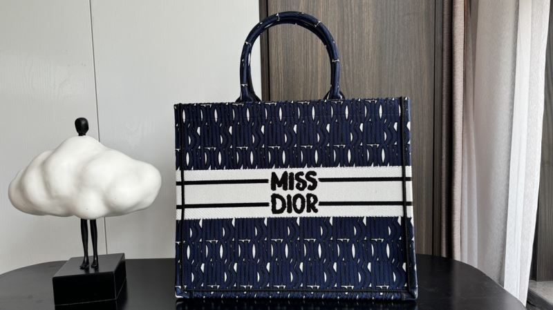 chr1st1an D10r shopping bags